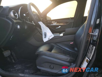 Zdjęcie 7 z 13 samochodu: 2020 MERCEDES-BENZ GLC 300 VIN:WDC0G8DB2LF698886 - miniatura