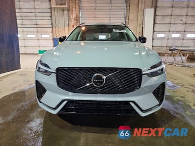 Piąte zdjęcie samochodu w środku: 2026 VOLVO XC60 ULTRA VIN:YV4M12RM4T1415124 - miniatura