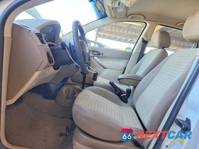 Zdjęcie 7 z 12 samochodu: 2007 FORD FOCUS ZX4 VIN:1FAHP34N47W323163 - miniatura
