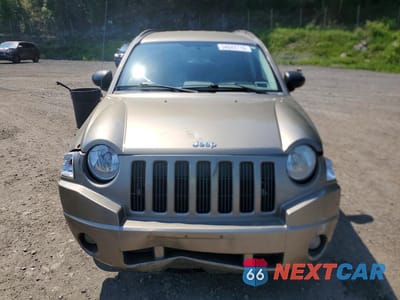Piąte zdjęcie samochodu w środku: 2008 JEEP COMPASS SPORT VIN:1J8FT47W08D661298 - miniatura
