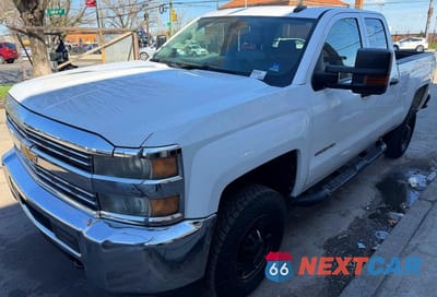 Drugie zdjęcie samochodu z przodu: 2016 CHEVROLET SILVERADO K2500 HEAVY DUTY VIN:1GC2KUEG8GZ103107 - miniatura