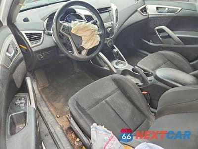 Zdjęcie 8 z 12 samochodu: 2014 HYUNDAI VELOSTER BASE VIN:KMHTC6AD7EU183580 - miniatura