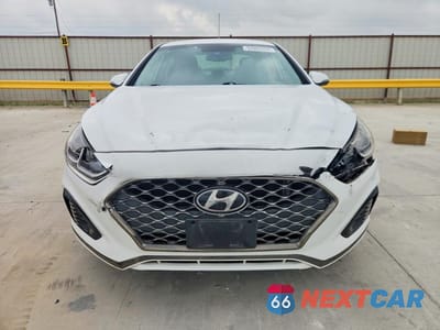 Piąte zdjęcie samochodu w środku: 2019 HYUNDAI SONATA SEL VIN:5NPE34AF2KH775106 - miniatura