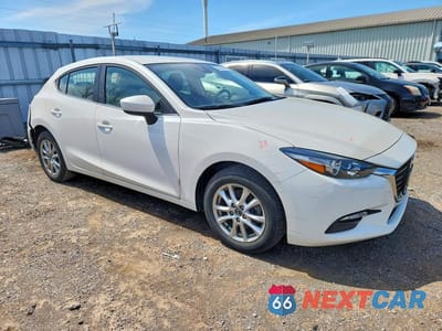 Czwarte zdjęcie samochodu z boku: 2018 MAZDA 3 TOURING VIN:3MZBN1L76JM219257 - miniatura