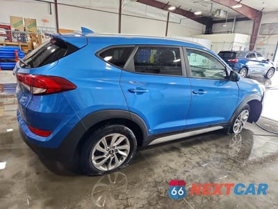 Trzecie zdjęcie samochodu z tyłu: 2018 HYUNDAI TUCSON SEL VIN:KM8J33A42JU705628 - miniatura