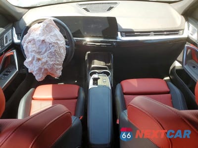 Zdjęcie 8 z 13 samochodu: 2024 BMW X1 XDRIVE28I VIN:WBX73EF05R5013114 - miniatura