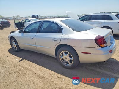 Drugie zdjęcie samochodu z przodu: 2001 OLDSMOBILE AURORA 4.0 VIN:1G3GS64C014205604 - miniatura