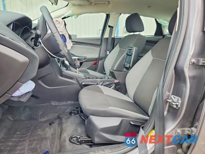 Zdjęcie 7 z 12 samochodu: 2013 FORD FOCUS SE VIN:1FADP3F21DL305704 - miniatura