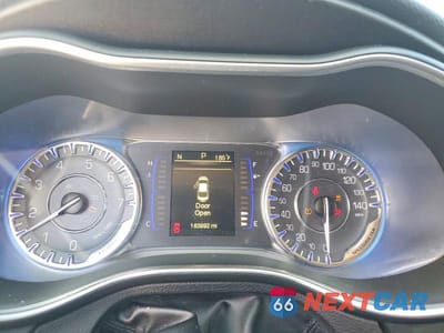 Zdjęcie 9 z 13 samochodu: 2015 CHRYSLER 200 LIMITED VIN:1C3CCCAB9FN626135 - miniatura