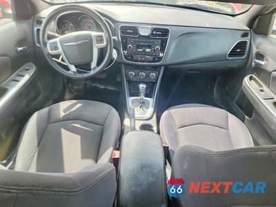 Zdjęcie 8 z 12 samochodu: 2013 CHRYSLER 200 TOURING VIN:1C3CCBBB2DN636530 - miniatura
