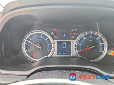 Zdjęcie 9 z 12 samochodu: 2014 TOYOTA 4RUNNER SR5 VIN:JTEZU5JR0E5080492 - miniatura