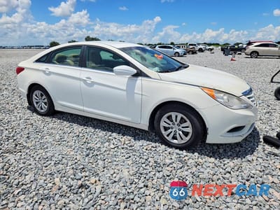 Czwarte zdjęcie samochodu z boku: 2012 HYUNDAI SONATA GLS VIN:5NPEB4AC1CH370977 - miniatura