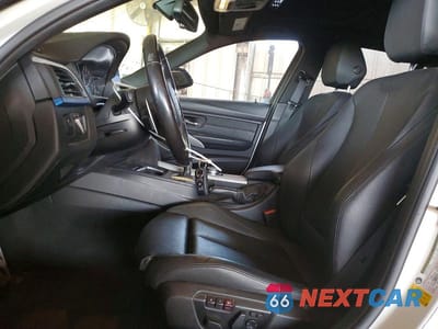 Zdjęcie 7 z 12 samochodu: 2015 BMW 335 I VIN:WBA3A9G55FNT09097 - miniatura