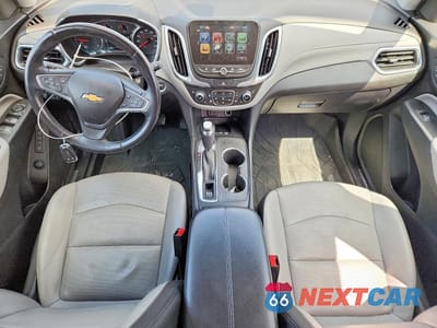 Zdjęcie 8 z 12 samochodu: 2018 CHEVROLET EQUINOX PREMIER VIN:2GNAXVEV5J6275896 - miniatura