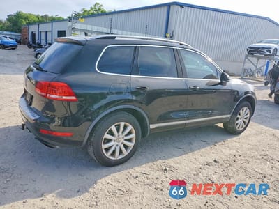 Trzecie zdjęcie samochodu z tyłu: 2011 VOLKSWAGEN TOUAREG V6 VIN:WVGFF9BP2BD003223 - miniatura