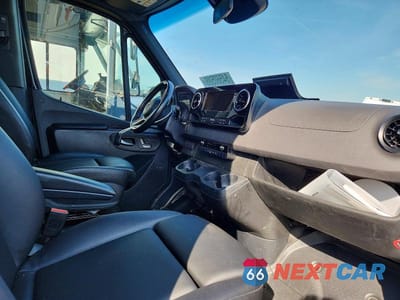 Piąte zdjęcie samochodu w środku: 2023 MERCEDES-BENZ SPRINTER 2500 VIN:W1Y4NDHY3PT125308 - miniatura