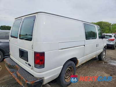 Trzecie zdjęcie samochodu z tyłu: 2013 FORD ECONOLINE E150 VAN VIN:1FTNE1EW8DDA65316 - miniatura