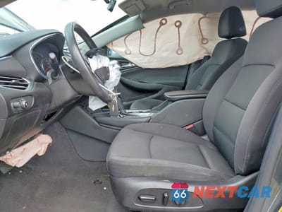 Zdjęcie 7 z 12 samochodu: 2017 CHEVROLET MALIBU LT VIN:1G1ZE5ST4HF213340 - miniatura