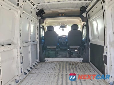 Zdjęcie 10 z 13 samochodu: 2025 RAM PROMASTER 3500 3500 HIGH VIN:3C6MRVHGXSE546537 - miniatura