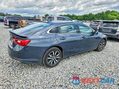 Trzecie zdjęcie samochodu z tyłu: 2021 CHEVROLET MALIBU RS VIN:1G1ZG5ST6MF017372 - miniatura