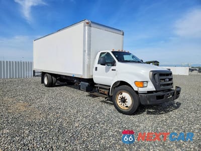 Czwarte zdjęcie samochodu z boku: 2013 FORD F750 SUPER DUTY BOX TRUCK VIN:3FRNF7FA6DV034473 - miniatura