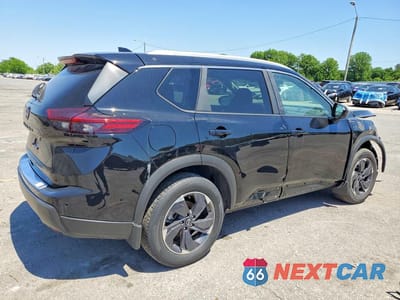 Trzecie zdjęcie samochodu z tyłu: 2025 NISSAN ROGUE SV VIN:5N1BT3BA6SC826582 - miniatura