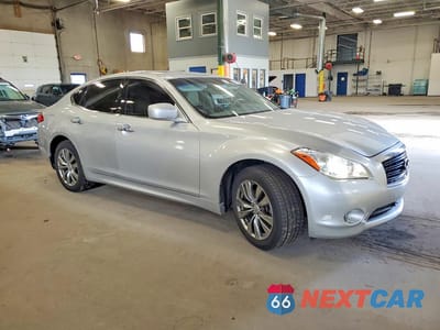 Czwarte zdjęcie samochodu z boku: 2013 INFINITI M37 VIN:JN1BY1ARXDM604063 - miniatura