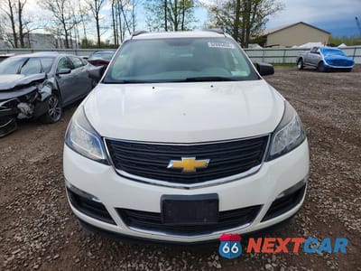 Piąte zdjęcie samochodu w środku: 2015 CHEVROLET TRAVERSE LS VIN:1GNKRFED6FJ316784 - miniatura