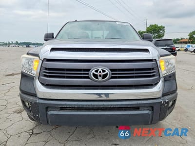 Piąte zdjęcie samochodu w środku: 2015 TOYOTA TUNDRA SR5 VIN:5TFRY5F1XFX180391 - miniatura