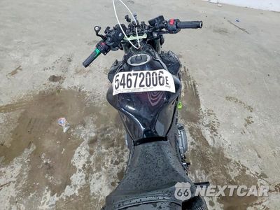 Zdjęcie 6 z 9 samochodu: 2017 KAWASAKI ER650 G VIN:JKAEREG13HDA01832 - miniatura