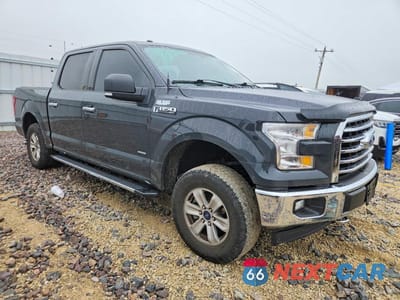 Czwarte zdjęcie samochodu z boku: 2017 FORD F150 SUPERCREW VIN:1FTEW1EPXHKC43783 - miniatura