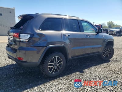 Trzecie zdjęcie samochodu z tyłu: 2020 JEEP GRAND CHEROKEE TRAILHAWK VIN:1C4RJFLT6LC127237 - miniatura
