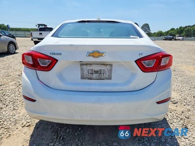 Zdjęcie 6 z 12 samochodu: 2017 CHEVROLET CRUZE LT VIN:3G1BE5SM3HS522013 - miniatura