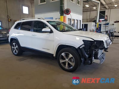 Czwarte zdjęcie samochodu z boku: 2020 JEEP CHEROKEE LIMITED VIN:1C4PJMDX0LD588327 - miniatura