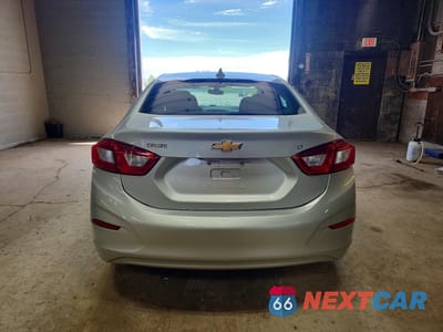 Zdjęcie 6 z 12 samochodu: 2018 CHEVROLET CRUZE LT VIN:1G1BE5SMXJ7222845 - miniatura
