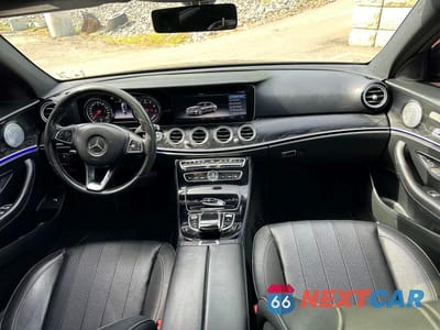 Zdjęcie 6 z 10 samochodu: 2017 MERCEDES-BENZ E 300 4MATIC VIN:WDDZF4KB7HA028160 - miniatura