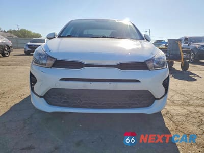 Piąte zdjęcie samochodu w środku: 2022 KIA RIO S VIN:3KPA24AD4NE463734 - miniatura