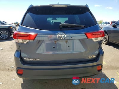 Zdjęcie 6 z 13 samochodu: 2017 TOYOTA HIGHLANDER LE PLUS VIN:5TDBZRFH2HS427947 - miniatura