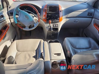 Zdjęcie 8 z 13 samochodu: 2009 TOYOTA SIENNA LIMITED VIN:5TDBK22C39S025006 - miniatura