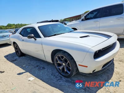 Czwarte zdjęcie samochodu z boku: 2016 DODGE CHALLENGER SXT VIN:2C3CDZAG1GH184165 - miniatura