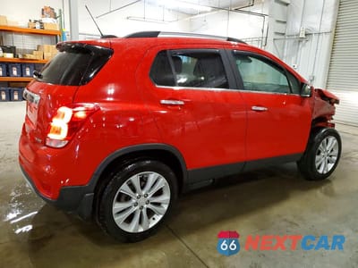 Trzecie zdjęcie samochodu z tyłu: 2018 CHEVROLET TRAX PREMIER VIN:3GNCJRSB8JL262485 - miniatura