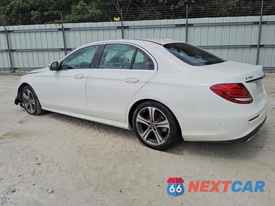 Drugie zdjęcie samochodu z przodu: 2020 MERCEDES-BENZ E 350 4MATIC VIN:WDDZF8EBXLA756454 - miniatura