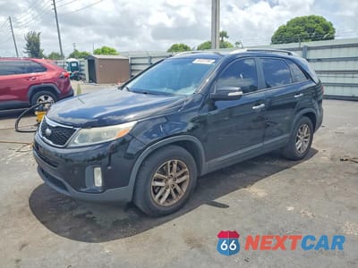 2014 KIA SORENTO LX 5XYKT4A63EG477436 - główne zdjęcie licytacji z USA - miniatura