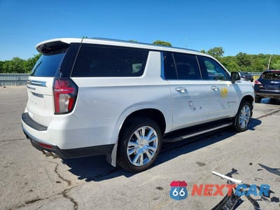 Trzecie zdjęcie samochodu z tyłu: 2024 CHEVROLET SUBURBAN K1500 HIGH COUNTRY VIN:1GNSKGKL1RR396572 - miniatura