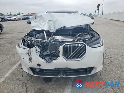 Piąte zdjęcie samochodu w środku: 2025 BMW X3 30 XDRIVE VIN:5UX53GP04S9036413 - miniatura