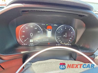 Zdjęcie 9 z 13 samochodu: 2019 VOLVO XC40 T5 MOMENTUM VIN:YV4162XZ1K2014271 - miniatura