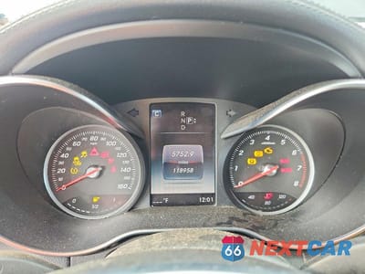 Zdjęcie 9 z 12 samochodu: 2015 MERCEDES-BENZ C 400 4MATIC VIN:55SWF6GBXFU032319 - miniatura