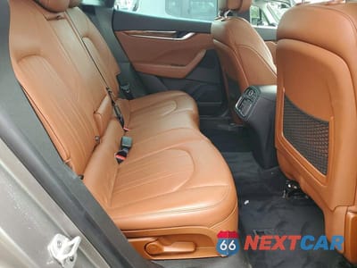 Zdjęcie 11 z 13 samochodu: 2019 MASERATI LEVANTE VIN:ZN661XUA1KX309486 - miniatura