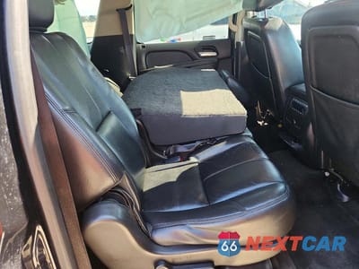 Zdjęcie 11 z 13 samochodu: 2014 CHEVROLET SUBURBAN K1500 LT VIN:1GNSKJE70ER103363 - miniatura