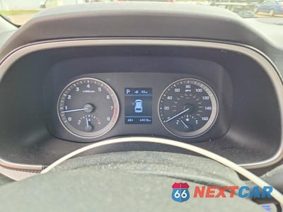 Zdjęcie 9 z 13 samochodu: 2019 HYUNDAI TUCSON SEL VIN:KM8J33AL3KU897408 - miniatura